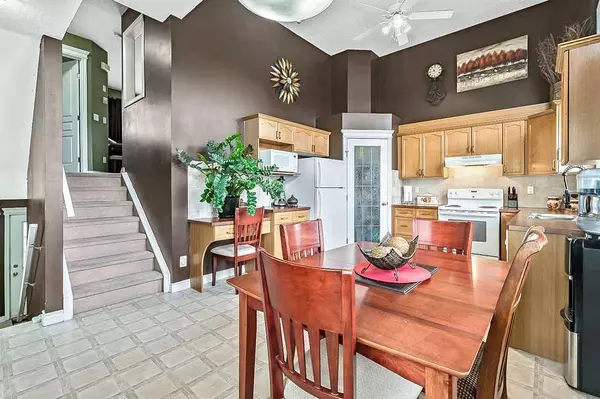 100 Crystal Shores CV, Okotoks, AB T1S 2B5