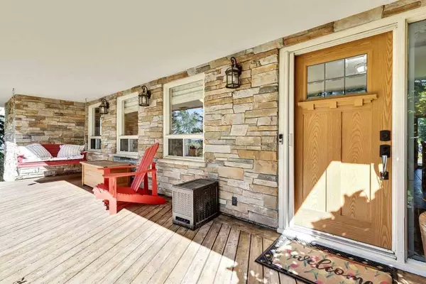 402020 28 ST E, Rural Foothills County, AB T1S 6C3