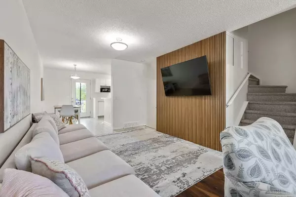 105 Prairie Sound CIR NW, High River, AB T1V 2A3