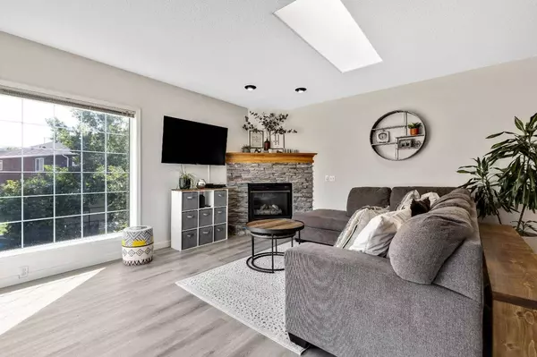 511 Lineham Acres DR NW, High River, AB t1c1t3