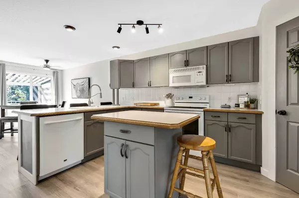 511 Lineham Acres DR NW, High River, AB t1c1t3