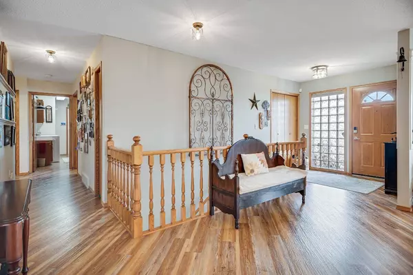 607 9 ST SE, High River, AB T1V 1L1