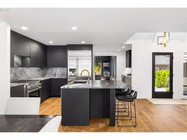 7666 SW ARBOR GLEN CT, Wilsonville, OR 97070