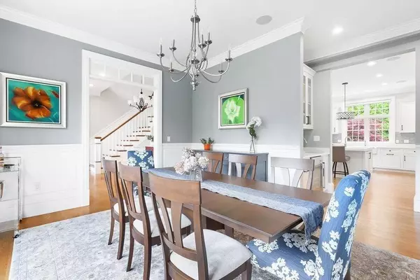 16 Grace Rd, Newton, MA 02459