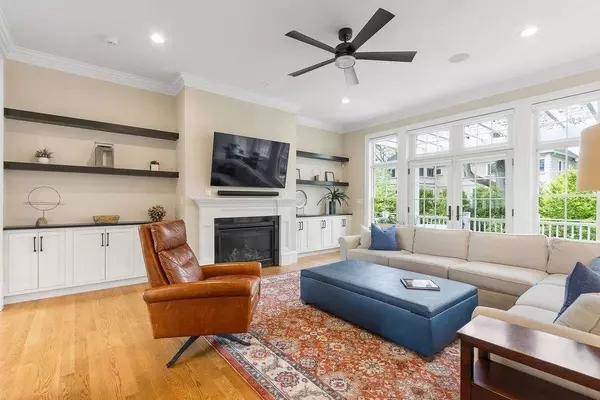 16 Grace Rd, Newton, MA 02459