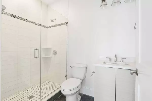 230 Washington St #6, Boston, MA 02135