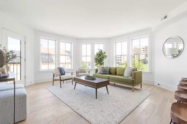 230 Washington St #1, Boston, MA 02135