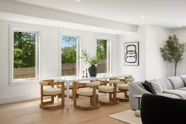 33 Evergreen St #2, Boston, MA 02130