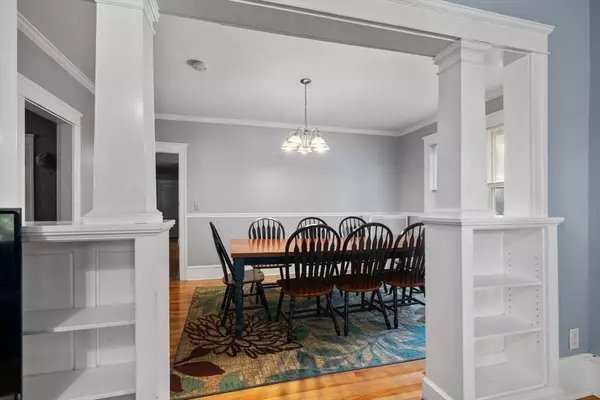 5 Bay State Rd, Worcester, MA 01606