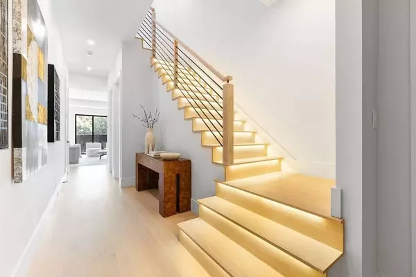 42 Otis #R, Needham, MA 02492