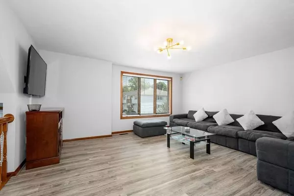 78 Dana Ave, Worcester, MA 01604