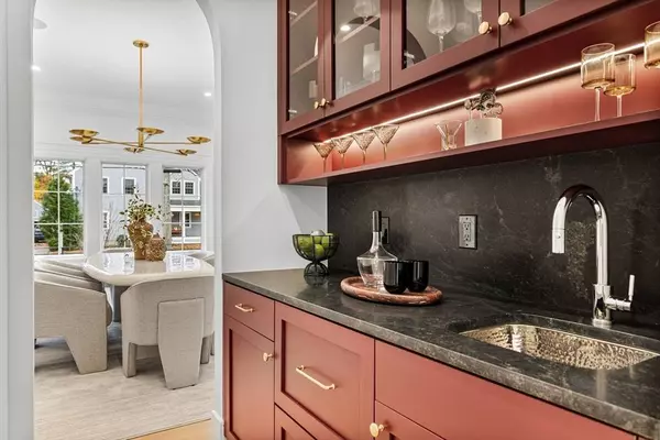 247 Broad Meadow Rd, Needham, MA 02492