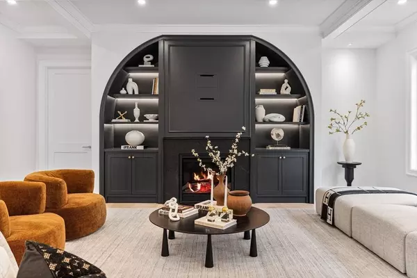 247 Broad Meadow Rd, Needham, MA 02492