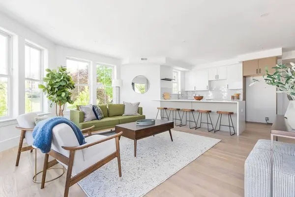 230 Washington St #1, Boston, MA 02135