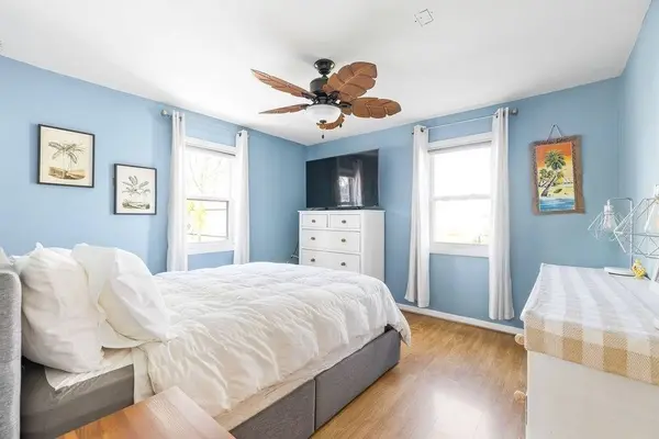 49 Wellesley Rd, Stoughton, MA 02072