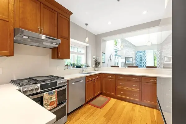 17 Wadsworth Ln #17, Wayland, MA 01778