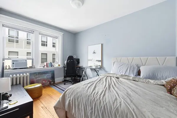 10 Melvin Ave #7, Boston, MA 02135