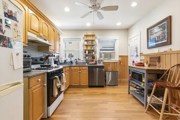 70 Wren St, Boston, MA 02132