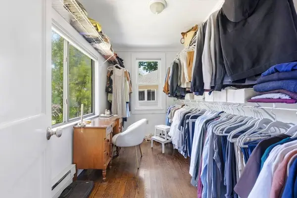 66,66-R,70 Wren St, Boston, MA 02132