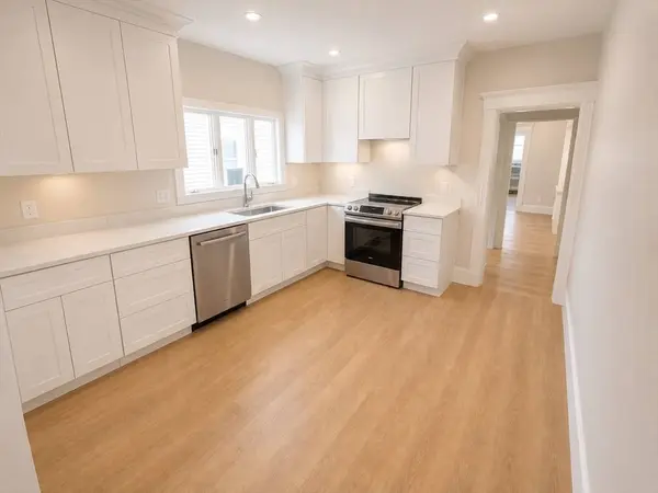 9 Bradford Ave #2, Medford, MA 02155