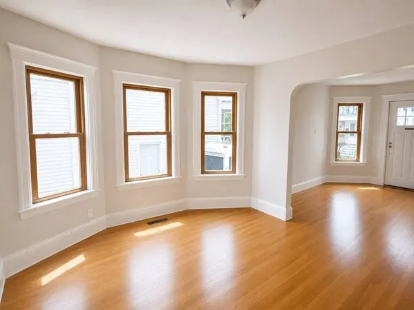 9 Bradford Ave #1, Medford, MA 02155