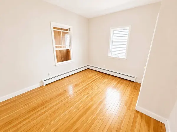 111 Hillsdale Rd #1, Somerville, MA 02144