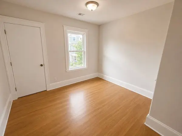 9 Bradford Ave #2, Medford, MA 02155