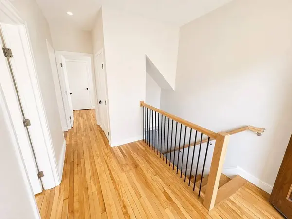 111 Hillsdale Rd #1, Somerville, MA 02144