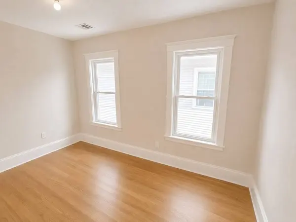 9 Bradford Ave #2, Medford, MA 02155