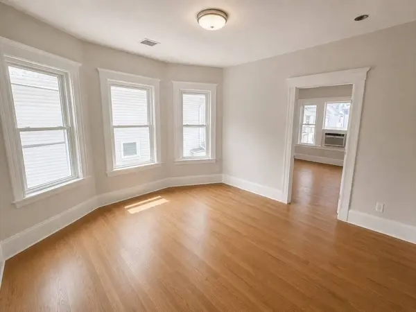 9 Bradford Ave #2, Medford, MA 02155