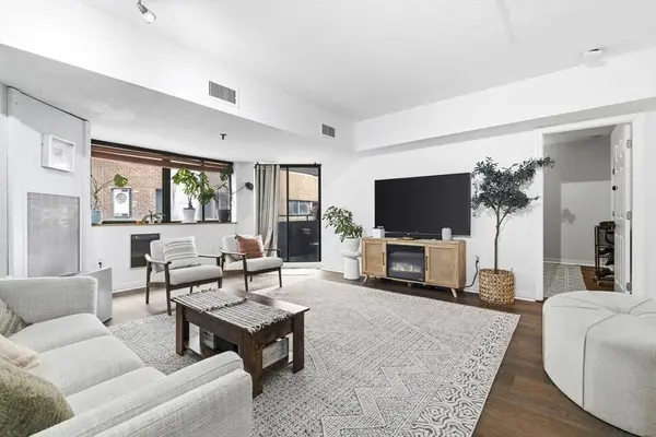 147 Kelton St #510, Boston, MA 02134