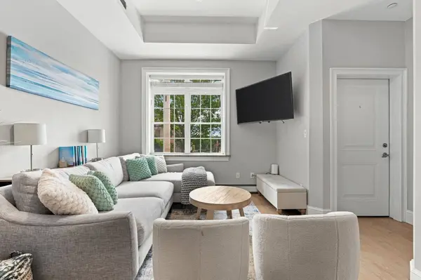 79 Suomi Rd #79, Quincy, MA 02169