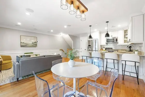 110 Park St #5, Boston, MA 02132