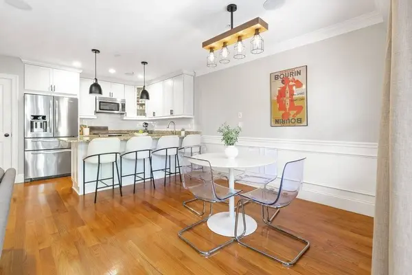 110 Park St #5, Boston, MA 02132