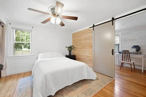 29 Dunn Ave, Wrentham, MA 02093