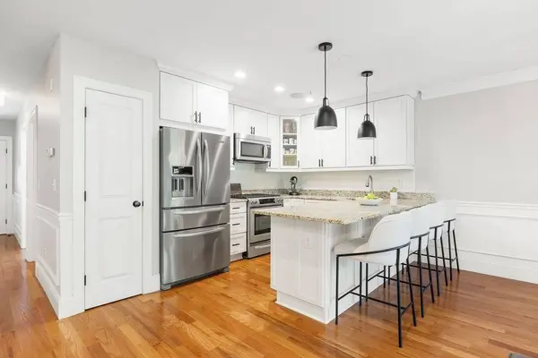 110 Park St #5, Boston, MA 02132