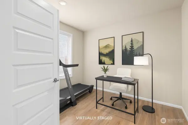 10408 Treasure DR NW, Silverdale, WA 98383