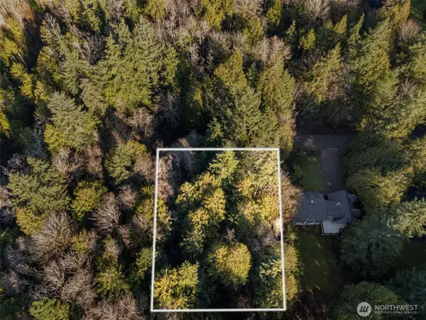 7911 NE Sunnywoods LN, Kingston, WA 98346