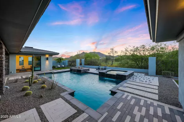 4098 N GOLF Drive, Buckeye, AZ 85396