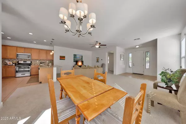 20761 W LEGEND Trail, Buckeye, AZ 85396