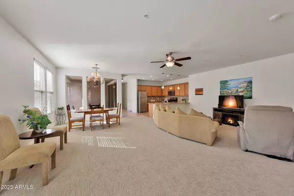 20761 W LEGEND Trail, Buckeye, AZ 85396