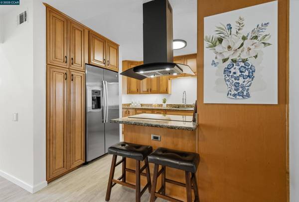 820 Sunset Dr, Livermore, CA 94551