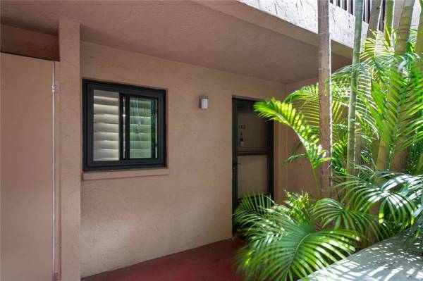 3700 S OSPREY AVE #102, Sarasota, FL 34239