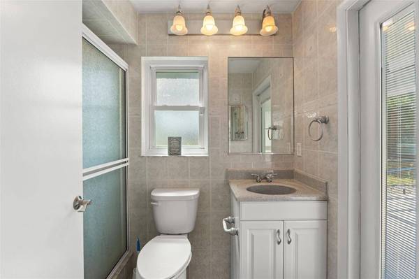 8392 CAMPHOR DR, Spring Hill, FL 34606