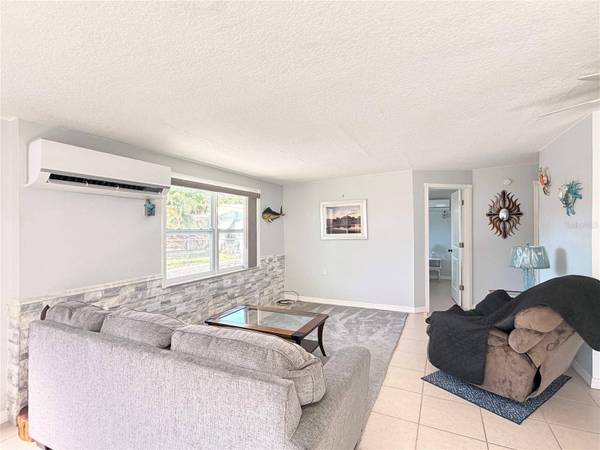 7235 MARYLAND AVE, Hudson, FL 34667