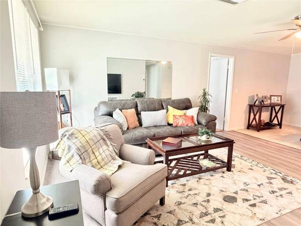 9509 MIRACLE DR, Spring Hill, FL 34608