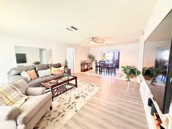 9509 MIRACLE DR, Spring Hill, FL 34608