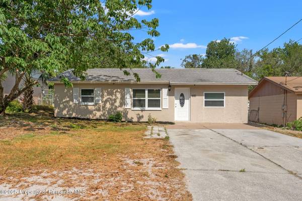 15124 Omaha Street, Hudson, FL 34667