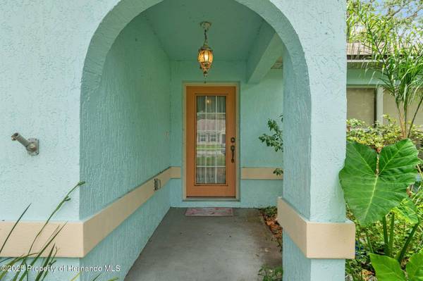 2418 Deltona Boulevard, Spring Hill, FL 34606