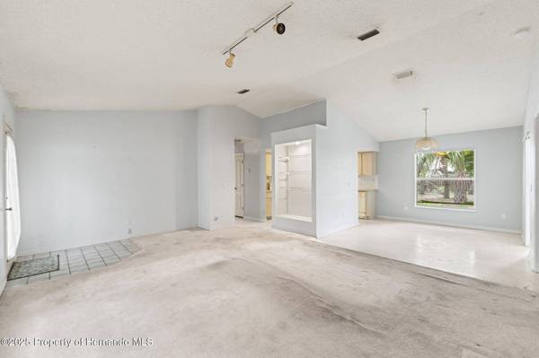 2418 Deltona Boulevard, Spring Hill, FL 34606